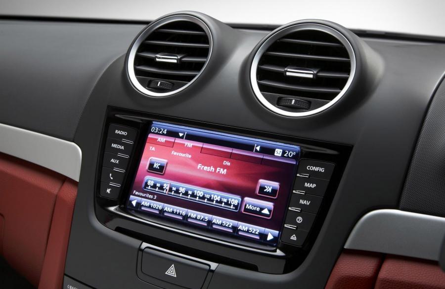  Holden Commodore SSV VE II 2011 года  (фото 4 из 24)